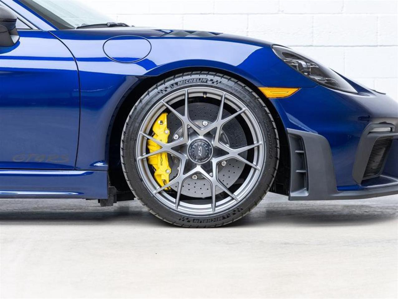 2025 Porsche 718 Cayman  Photo