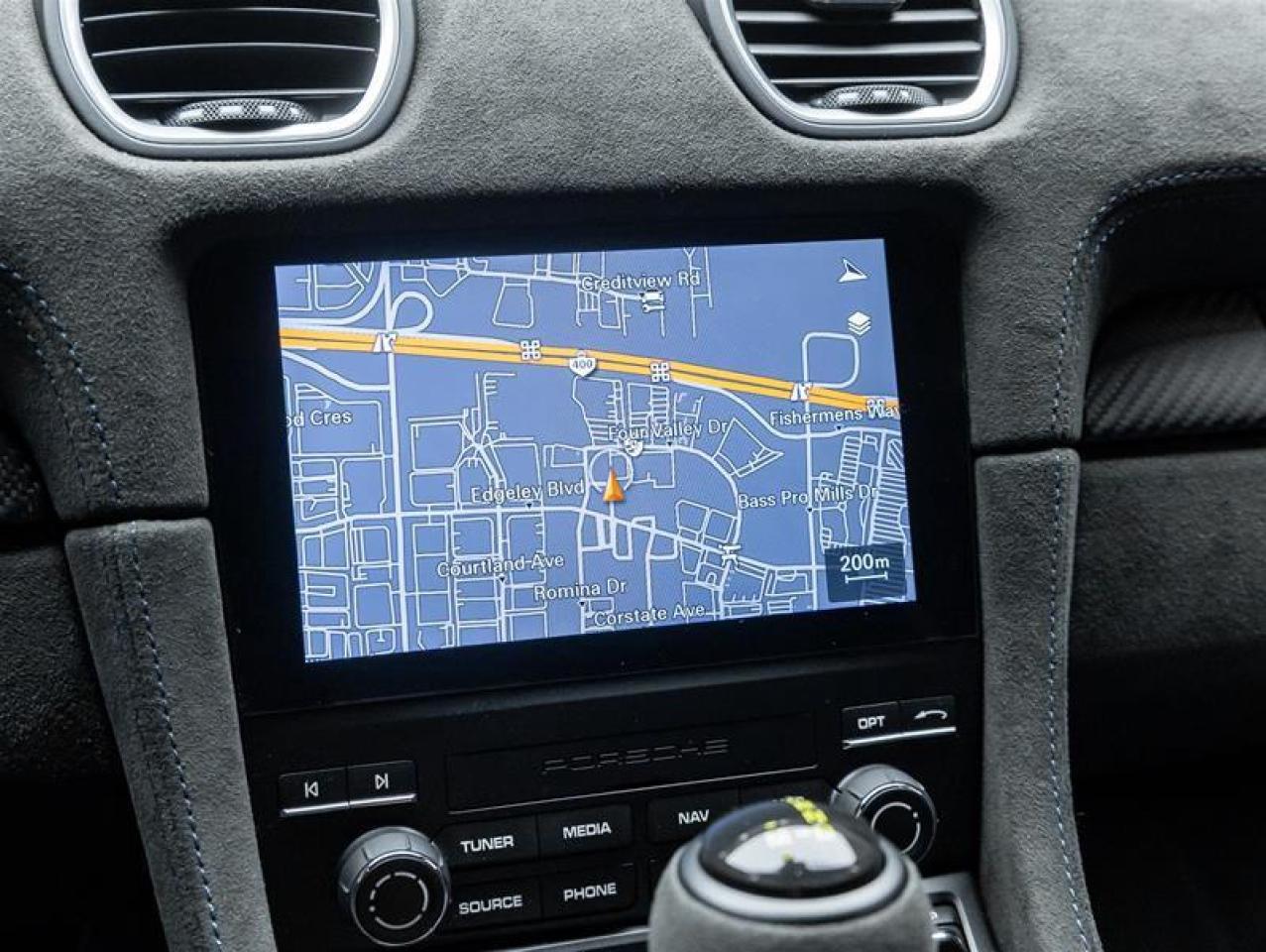 2025 Porsche 718 Cayman  Photo