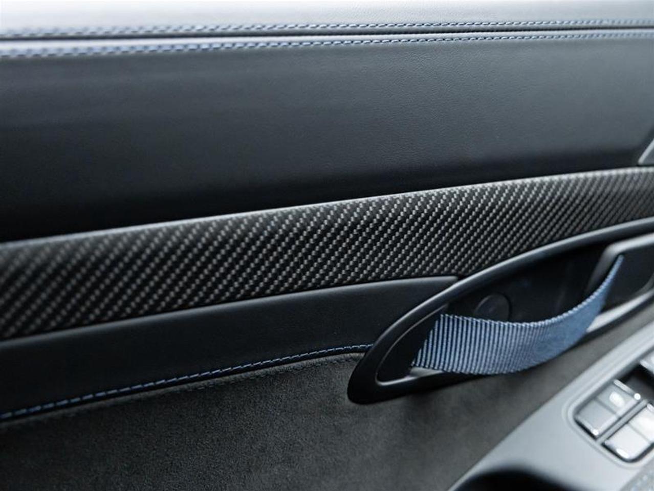 2025 Porsche 718 Cayman  Photo