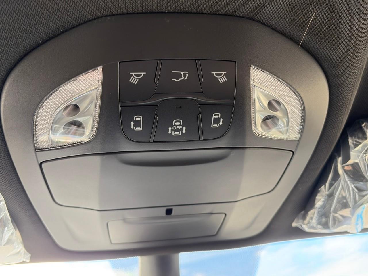 2026 Chrysler Grand Caravan SXT Front-Wheel Drive Passenger Van Photo