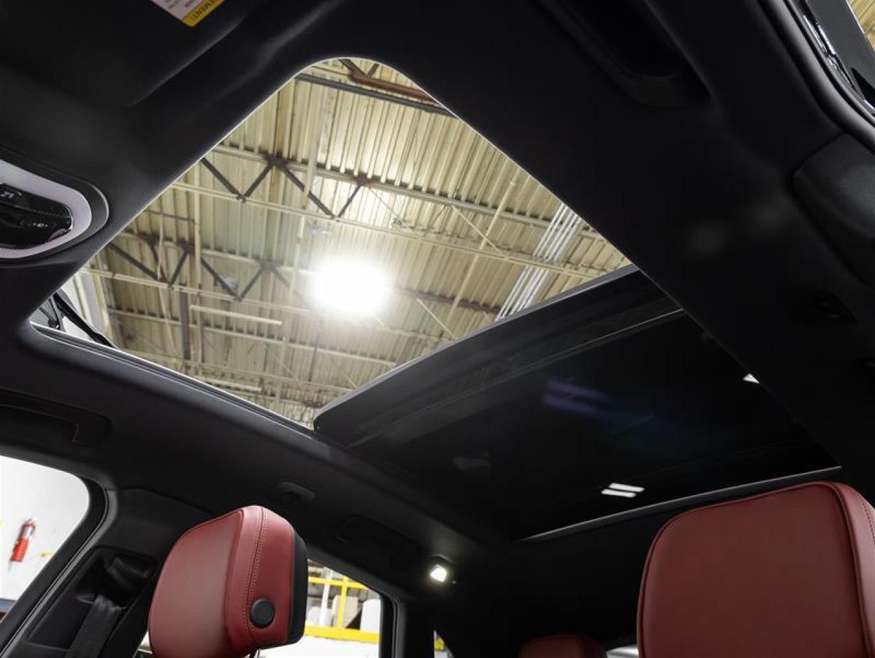 2025 Porsche Macan  Photo