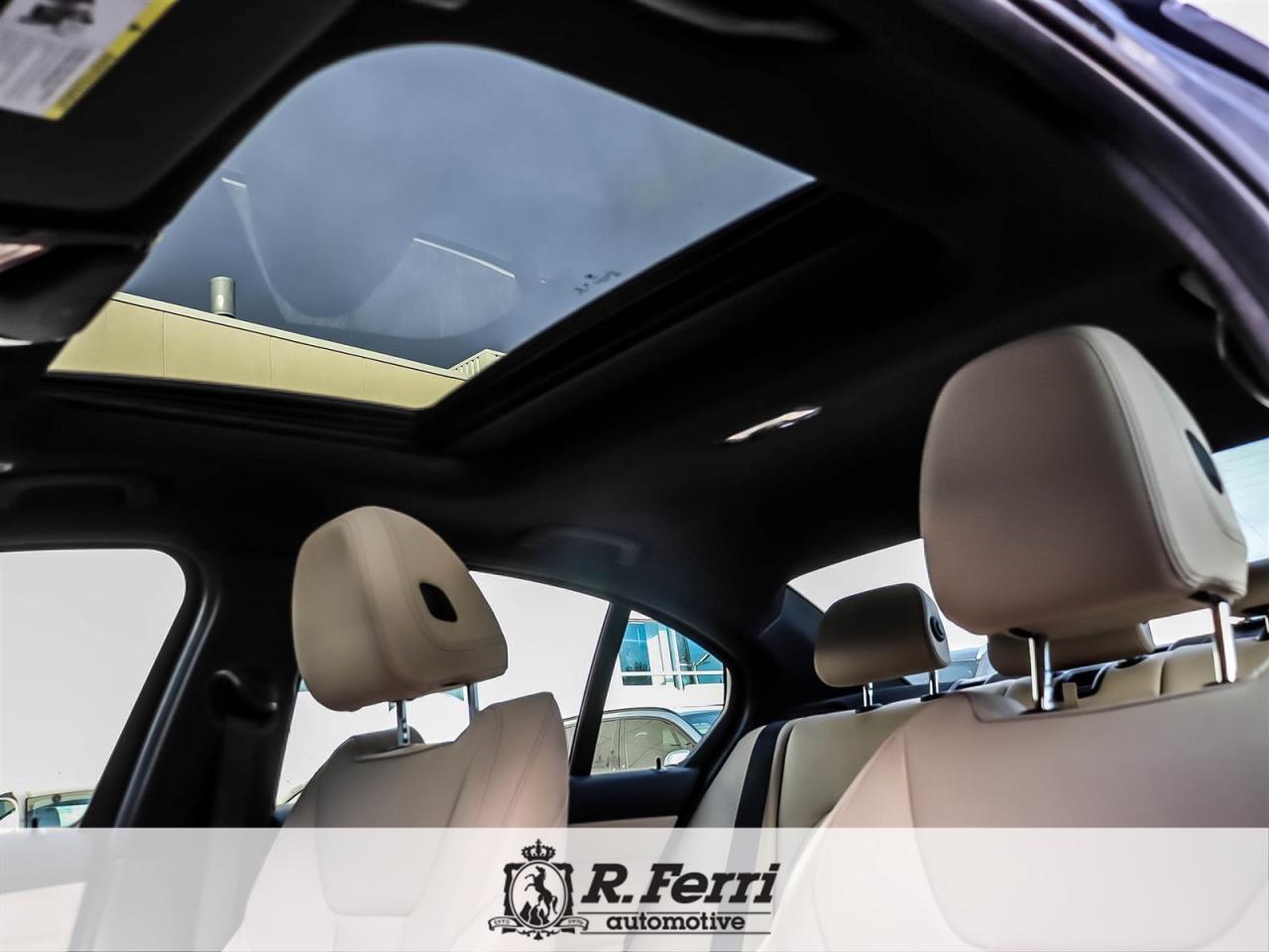 2022 BMW 330 i xDrive 4dr All-Wheel Drive Sedan Photo