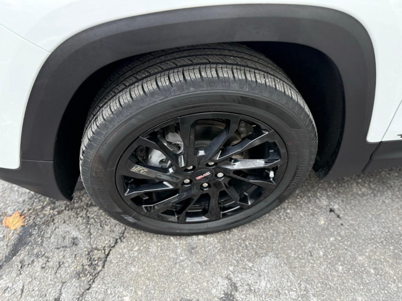 2024 GMC Terrain SLE 4dr All-Wheel Drive Photo