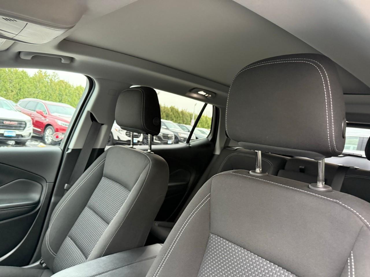 2024 GMC Terrain SLE 4dr All-Wheel Drive Photo