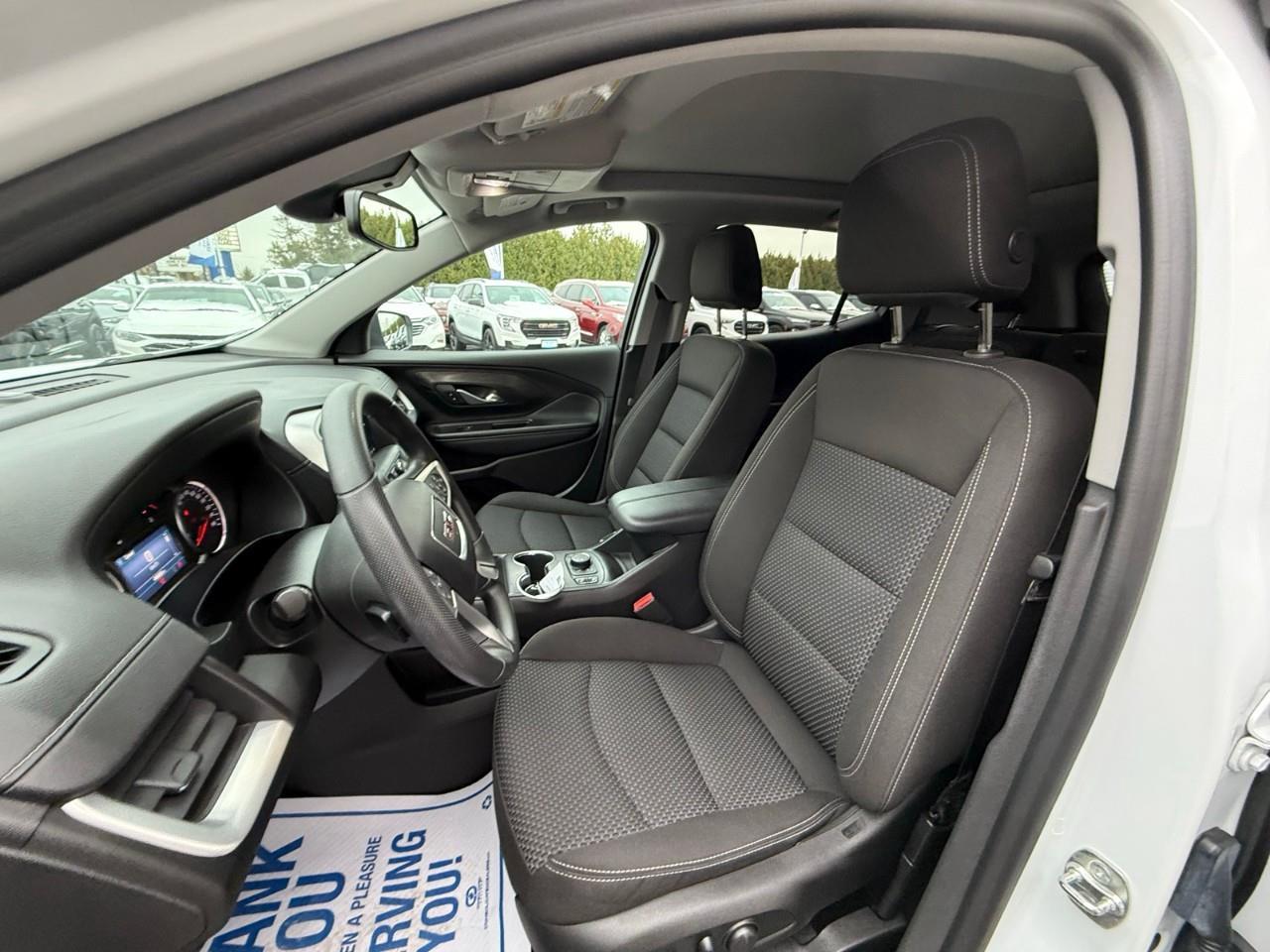 2024 GMC Terrain SLE 4dr All-Wheel Drive Photo