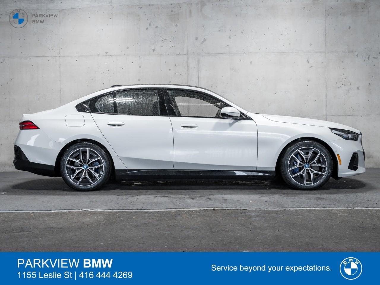 2025 BMW i5 xDrive40 4dr All-Wheel Drive Sedan Photo3