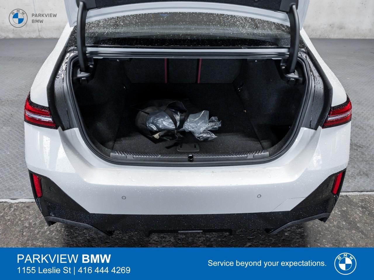 2025 BMW i5 xDrive40 4dr All-Wheel Drive Sedan Photo