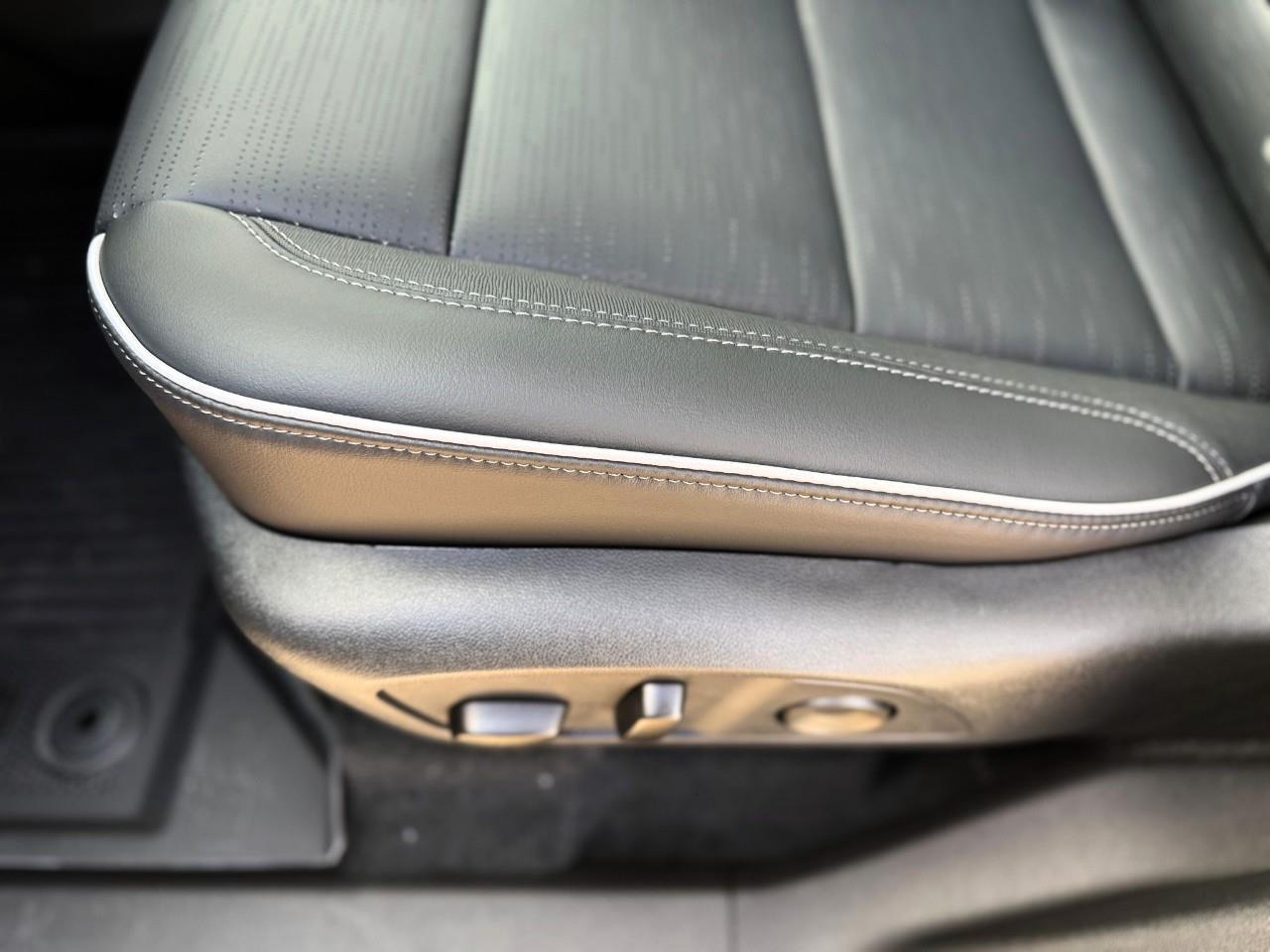 2026 Buick Enclave Sport Touring 4dr All-Wheel Drive Photo