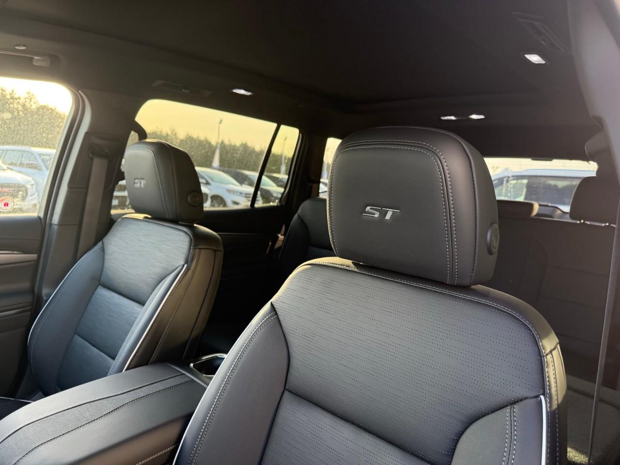 2026 Buick Enclave Sport Touring 4dr All-Wheel Drive Photo