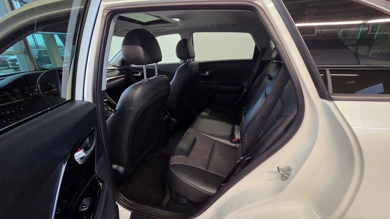 2021 Kia Niro Plug-In Hybrid EX 4dr Front-Wheel Drive Sport Utility Photo