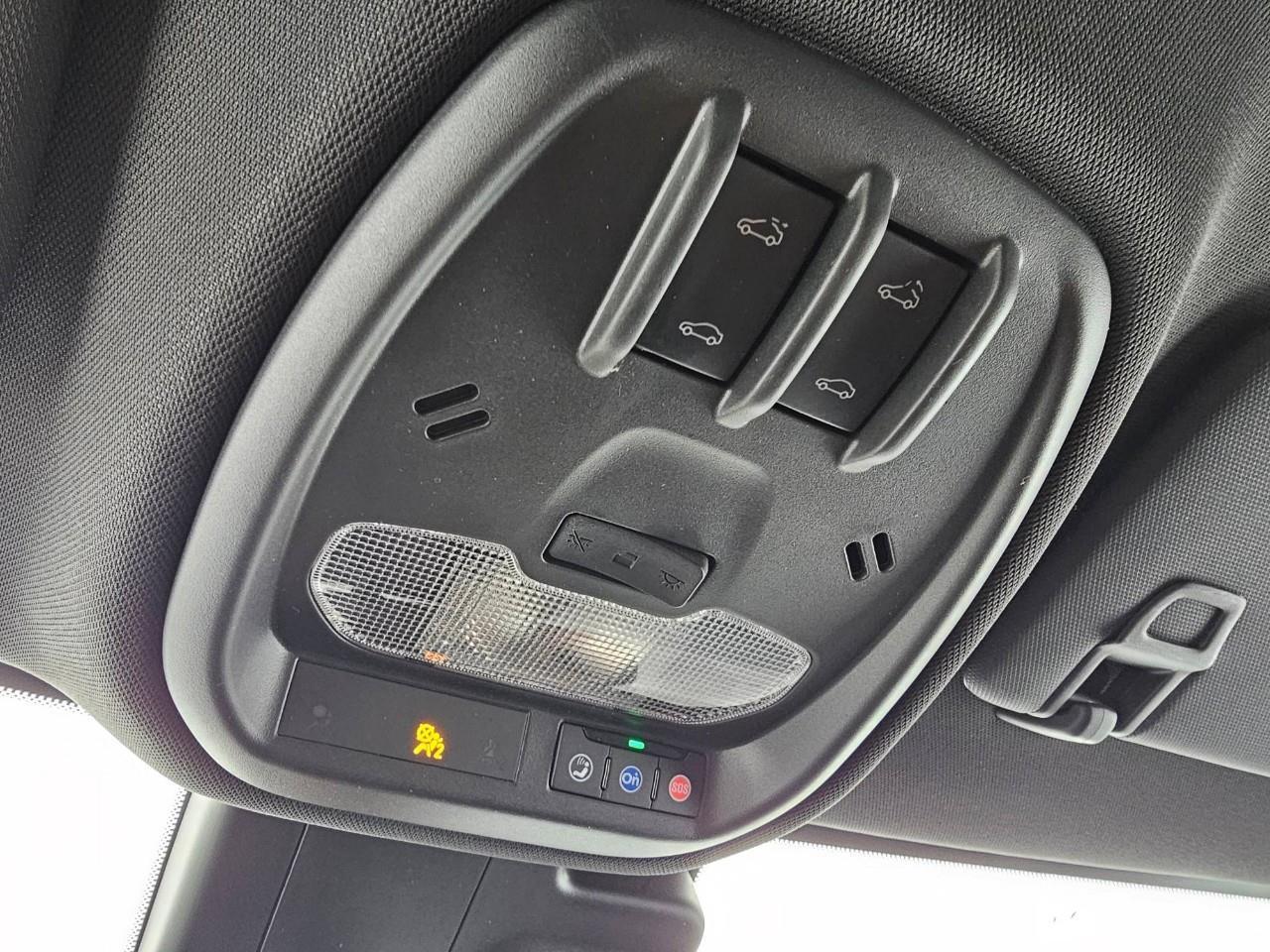 2024 Chevrolet Trax 2RS 4dr Front-Wheel Drive Photo