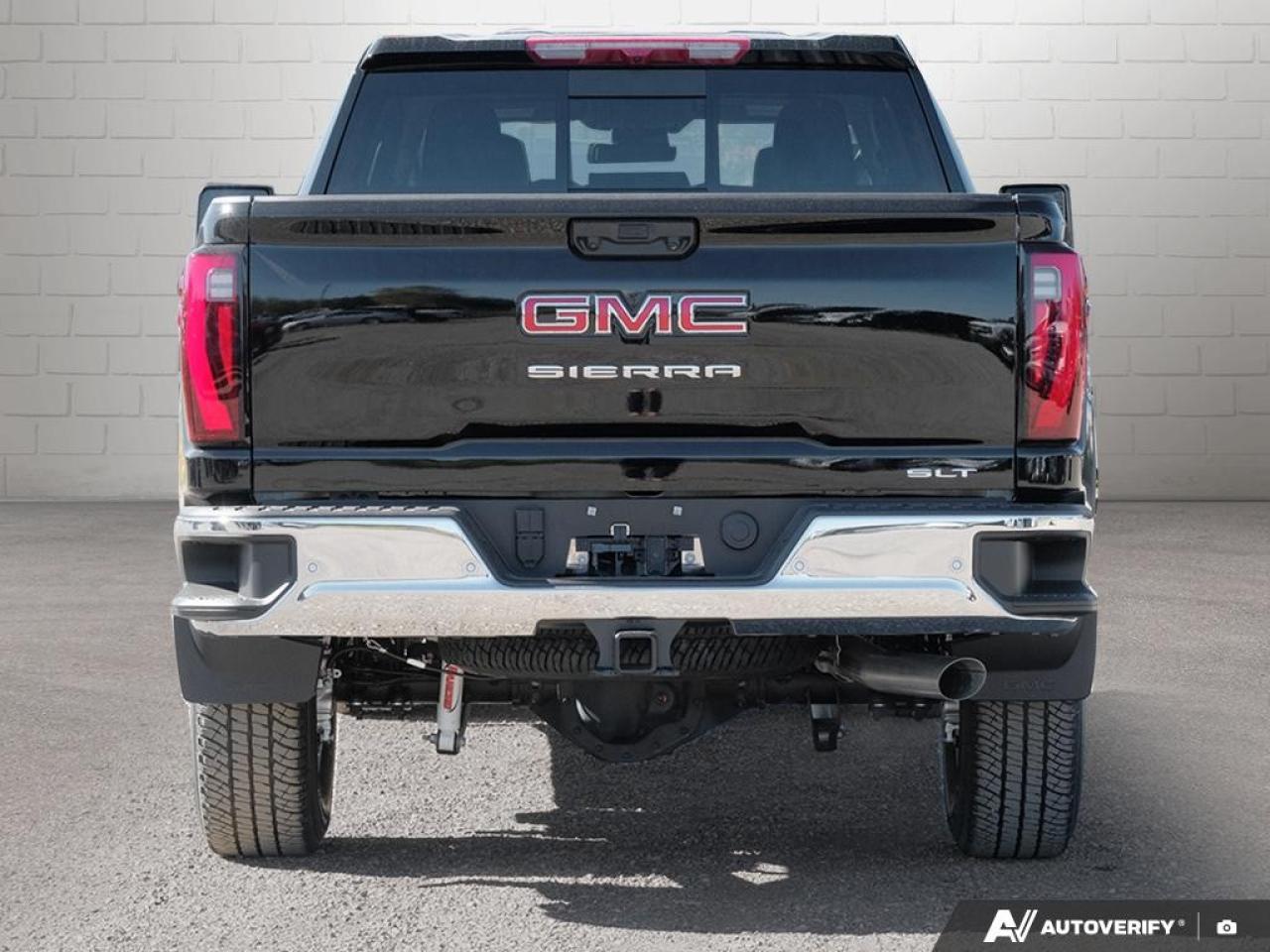 2026 GMC SIERRA 2500HD Crew Cab Standard Box 4-Wheel Drive SLT Photo