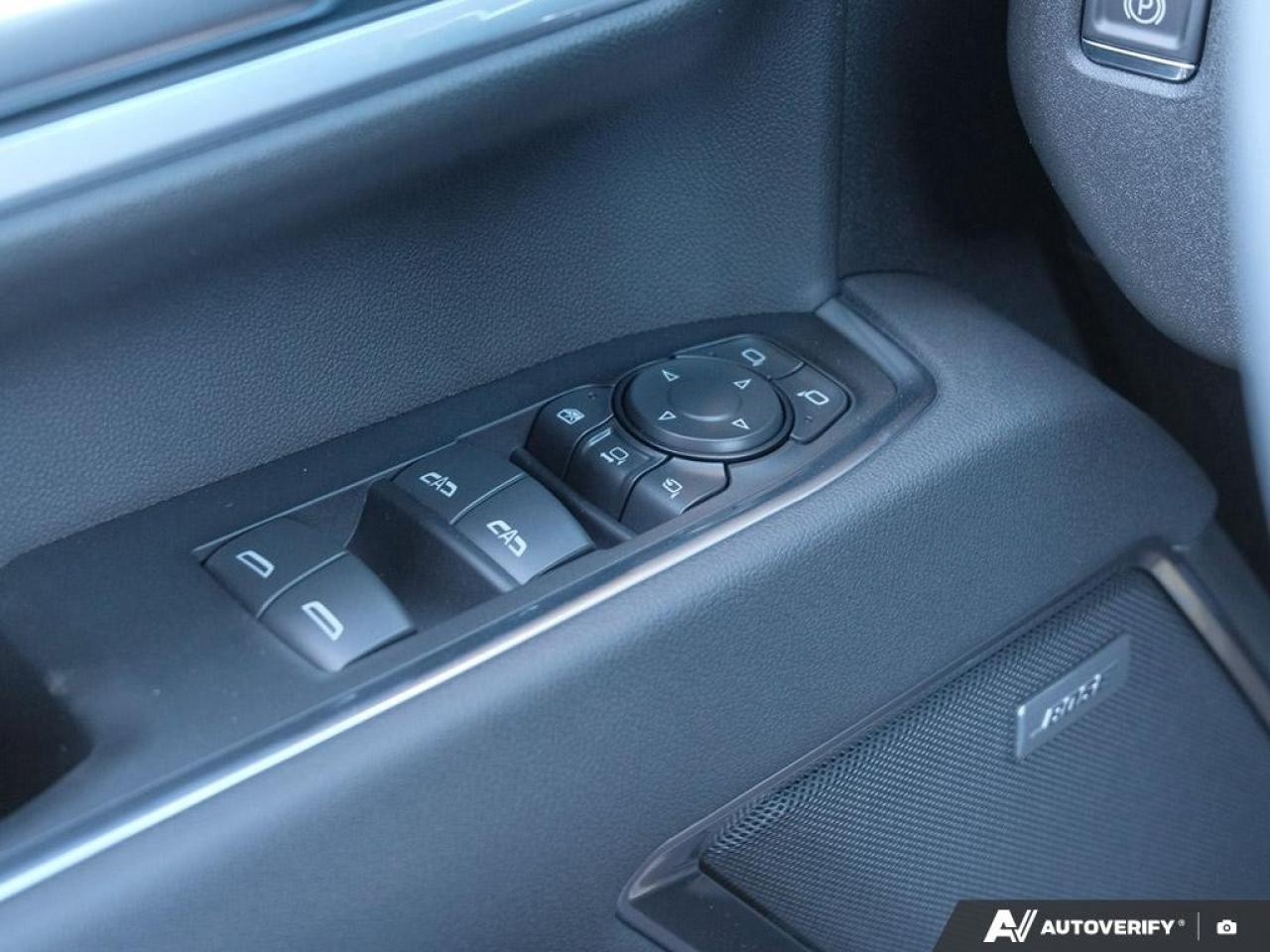 2026 GMC SIERRA 2500HD Crew Cab Standard Box 4-Wheel Drive SLT Photo