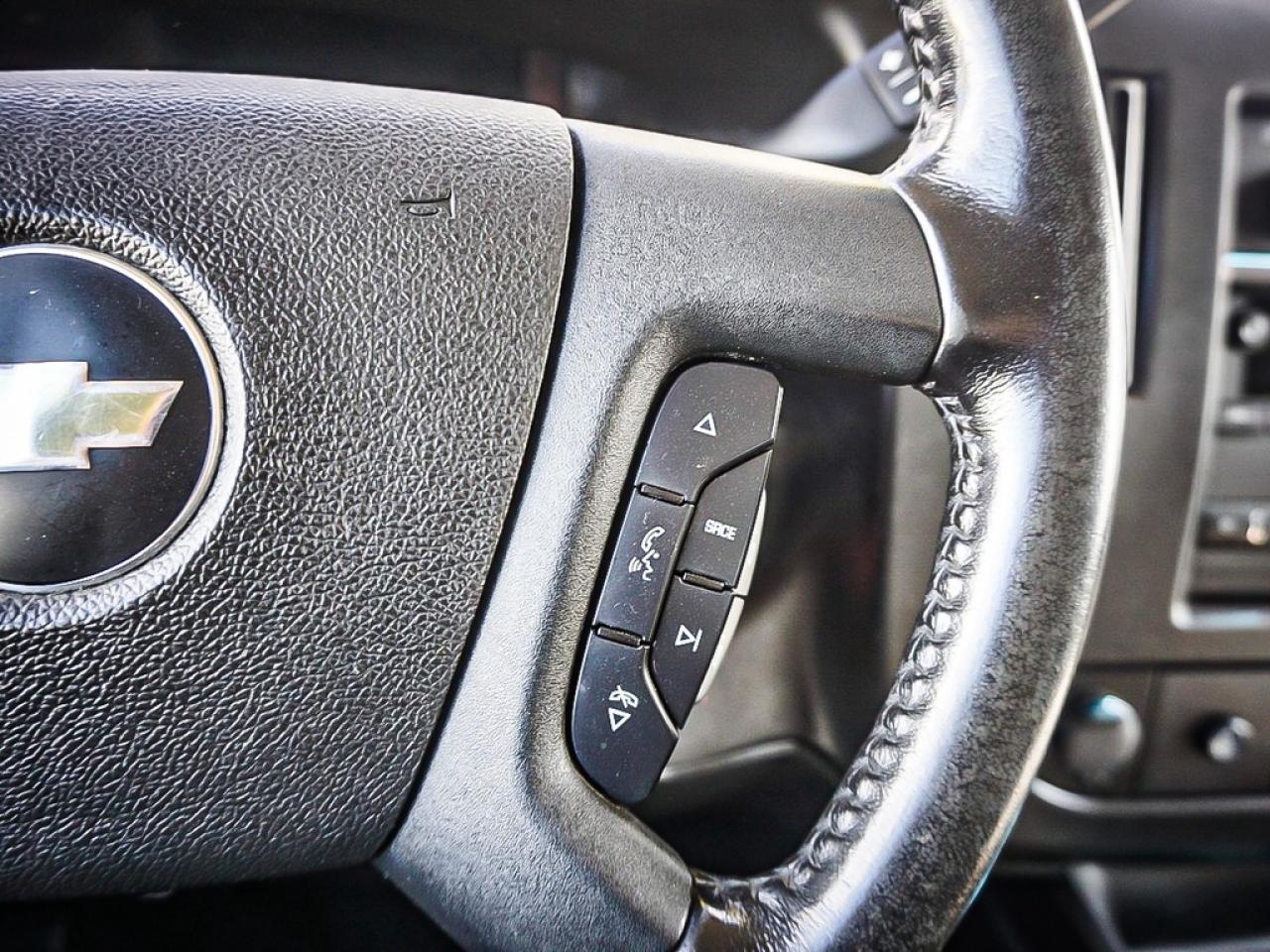 2023 Chevrolet Express  Photo