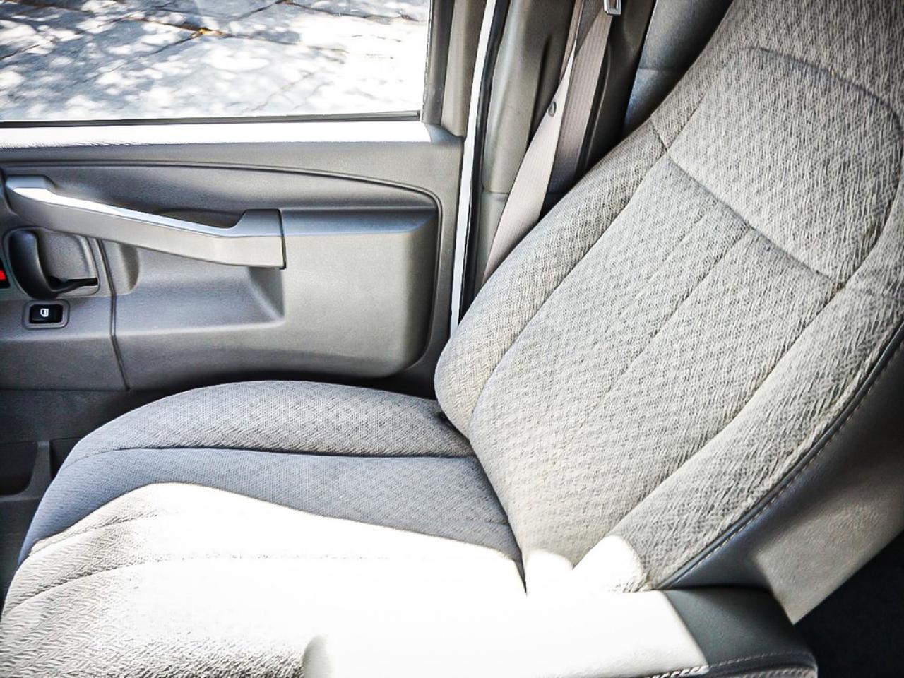 2023 Chevrolet Express  Photo