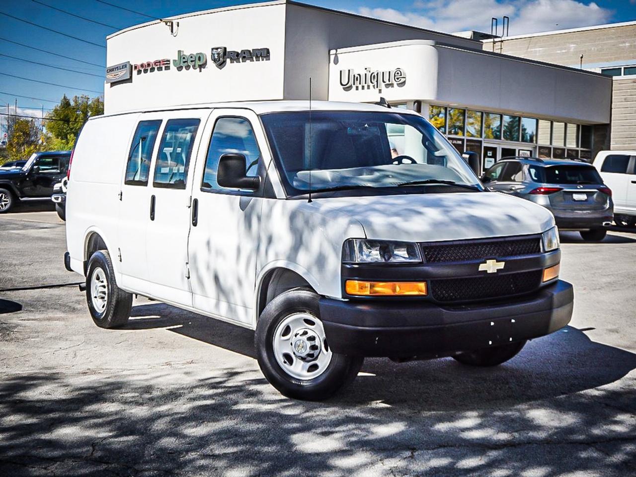 2023 Chevrolet Express  Photo