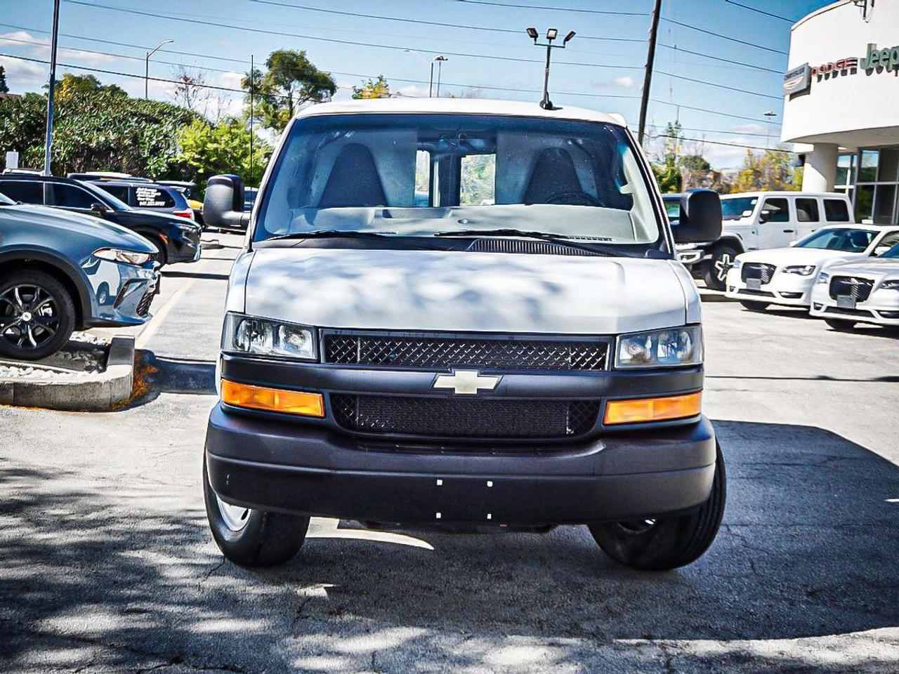 2023 Chevrolet Express 2500  Photo