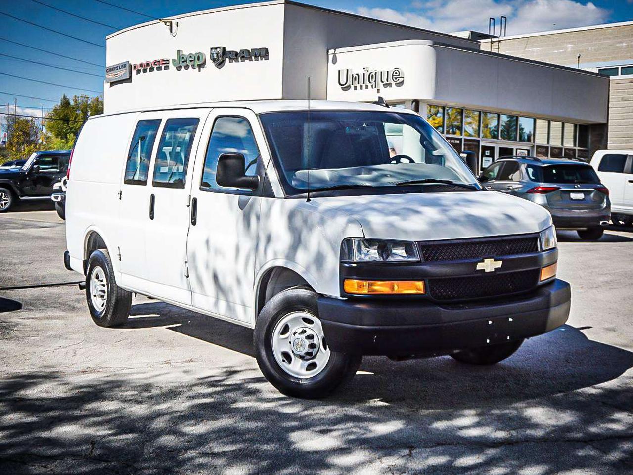 2023 Chevrolet Express 2500  Photo