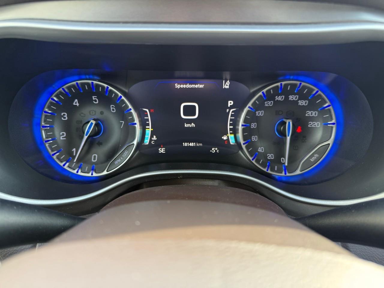 2019 Chrysler Pacifica Touring Plus Passenger Van Photo