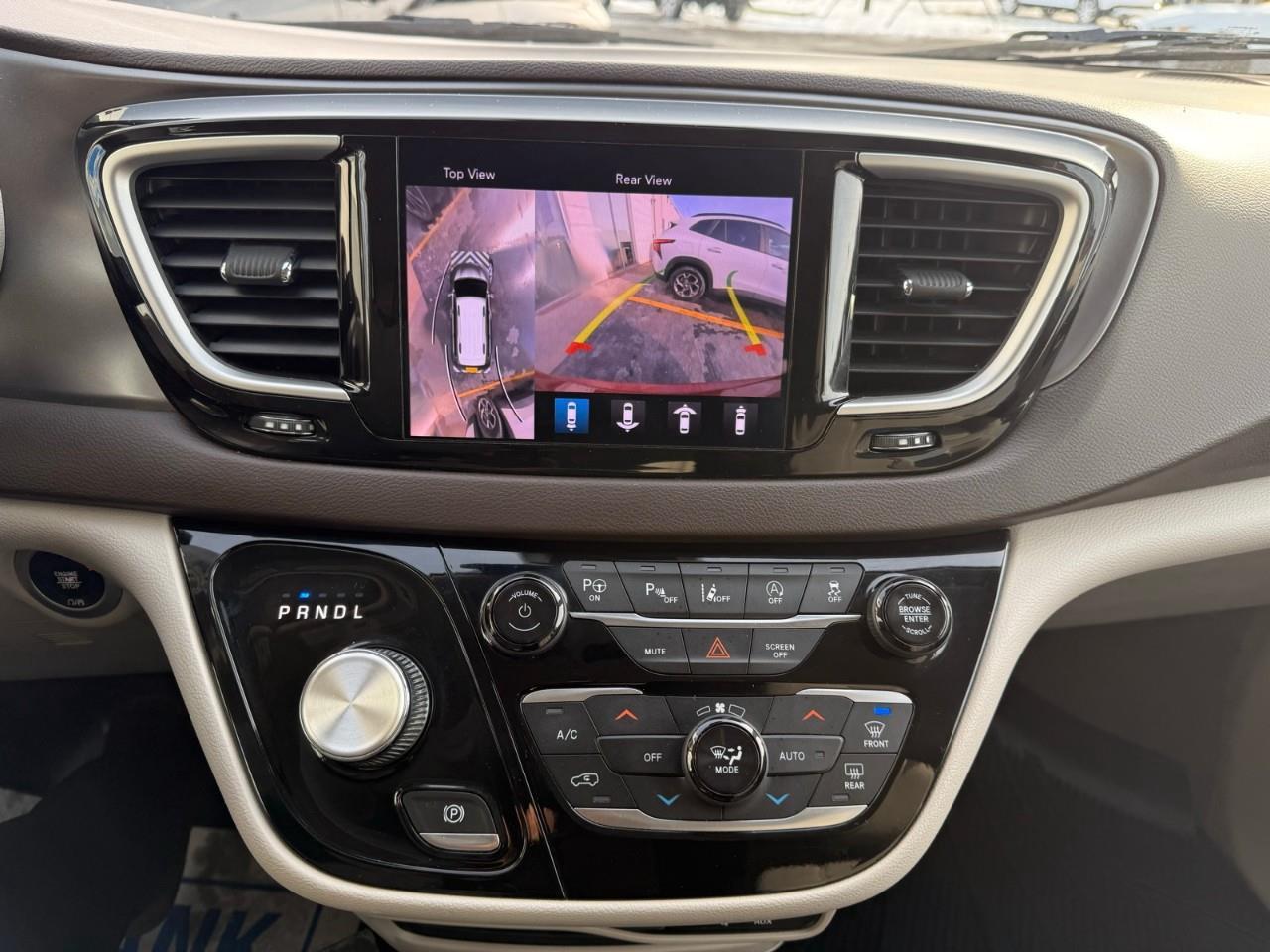 2019 Chrysler Pacifica Touring Plus Passenger Van Photo