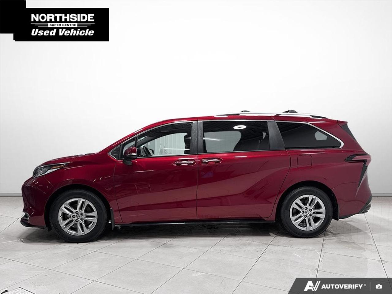 2022 Toyota Sienna Limited 7-Passenger 4dr All-Wheel Drive Passenger Van Photo3