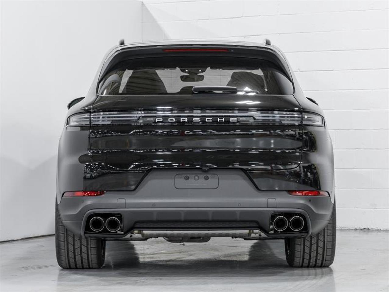 2025 Porsche Cayenne  Photo