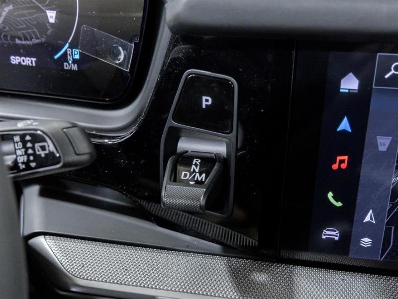 2025 Porsche Cayenne  Photo