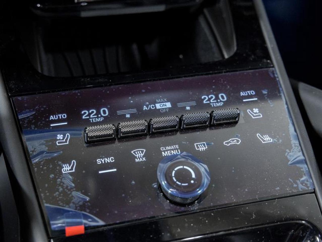 2025 Porsche Cayenne  Photo