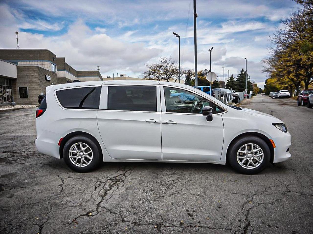 2026 Chrysler Grand Caravan  Photo