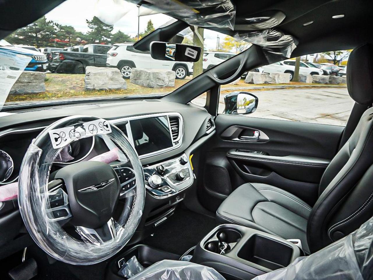 2026 Chrysler Grand Caravan  Photo