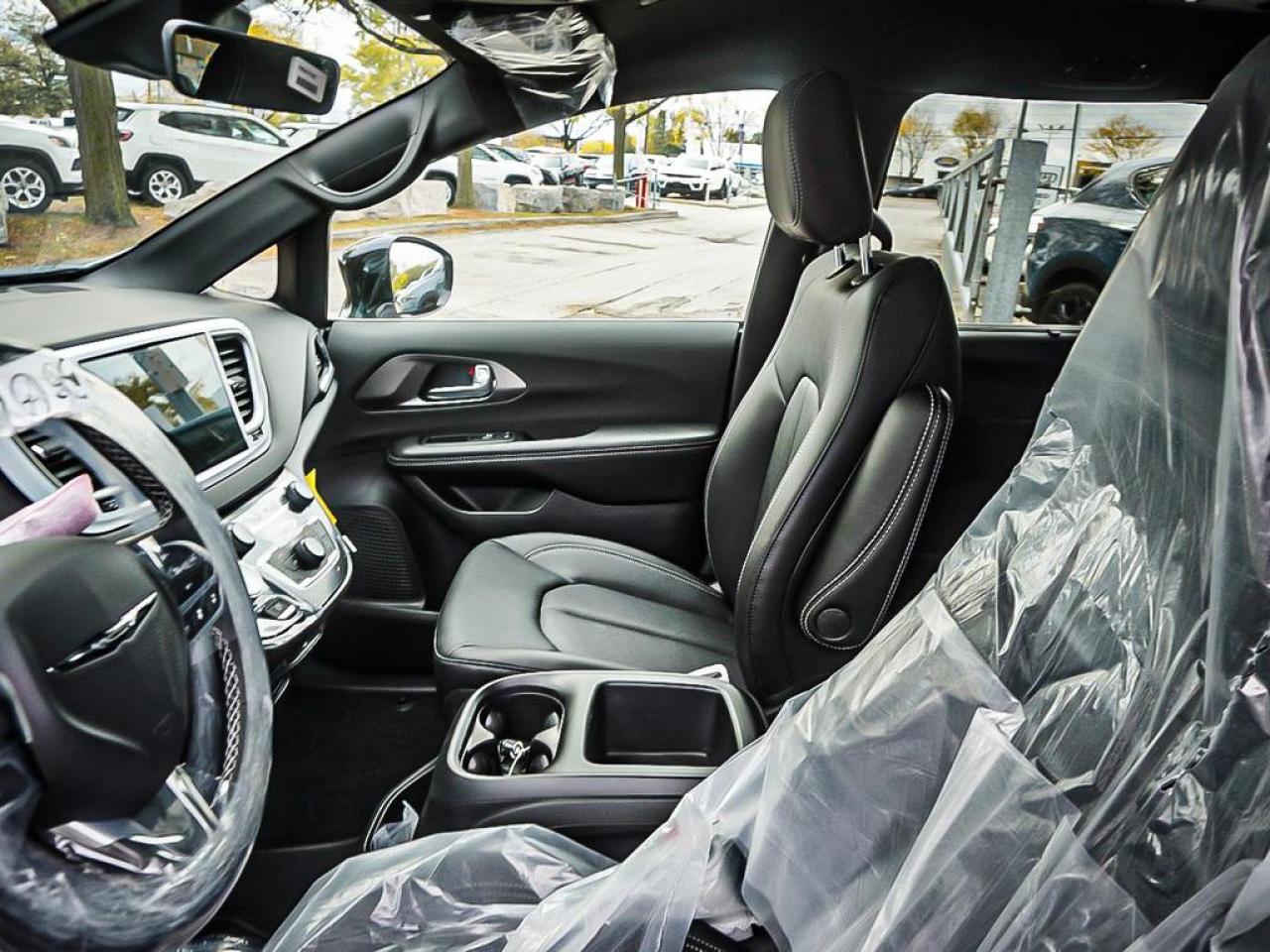 2026 Chrysler Grand Caravan  Photo