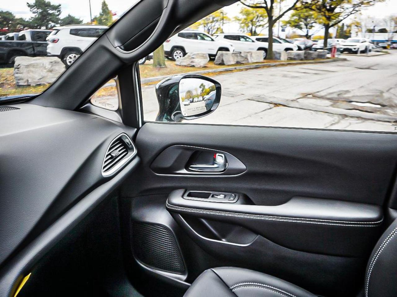 2026 Chrysler Grand Caravan  Photo