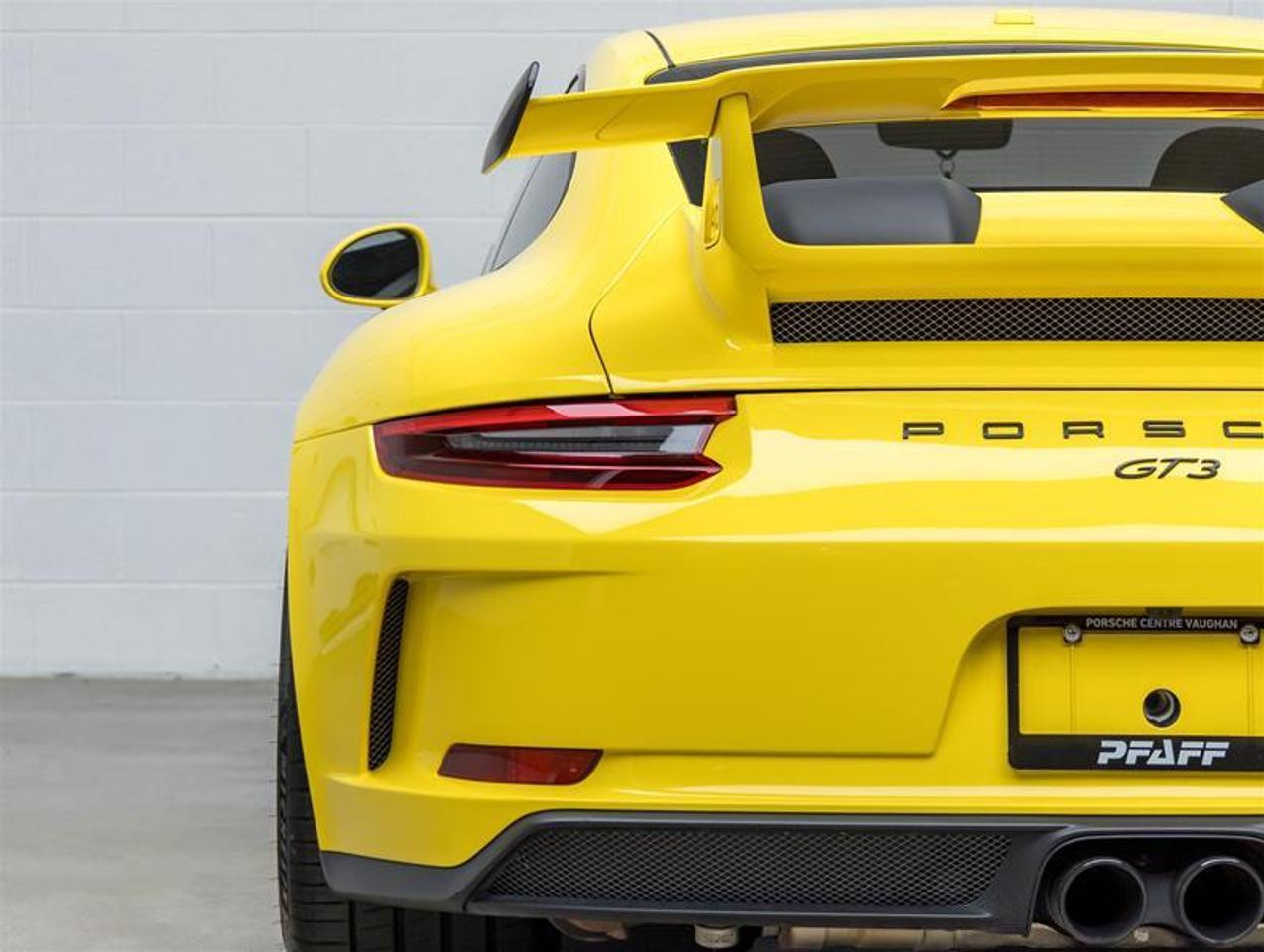 2018 Porsche 911  Photo