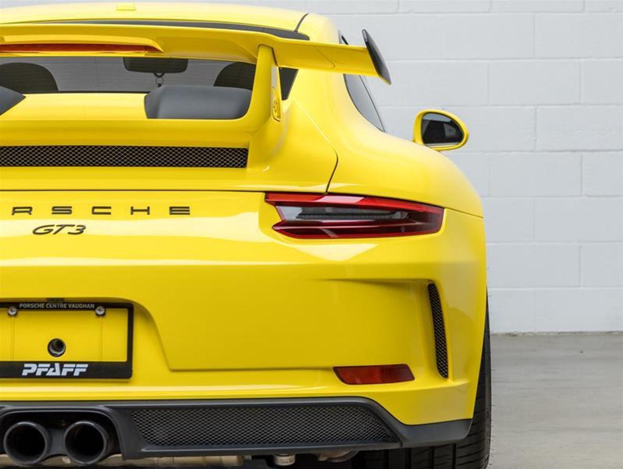 2018 Porsche 911  Photo
