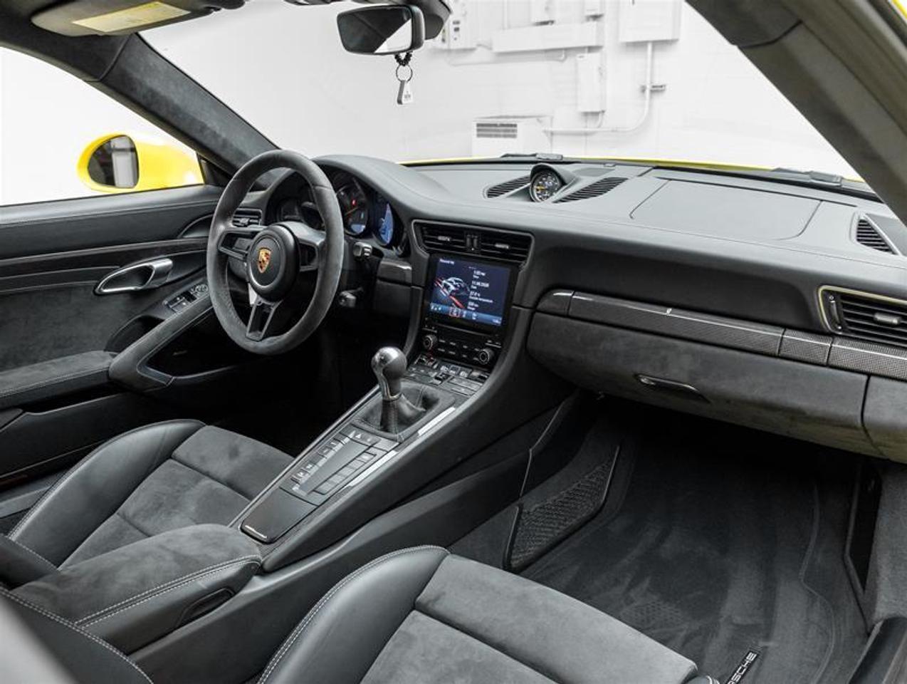 2018 Porsche 911  Photo