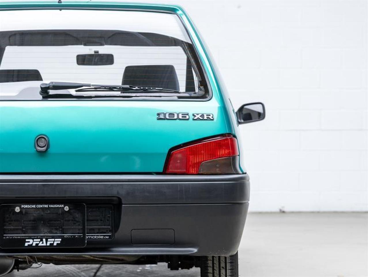 1992 PEUGEOT Unlisted Item  Photo