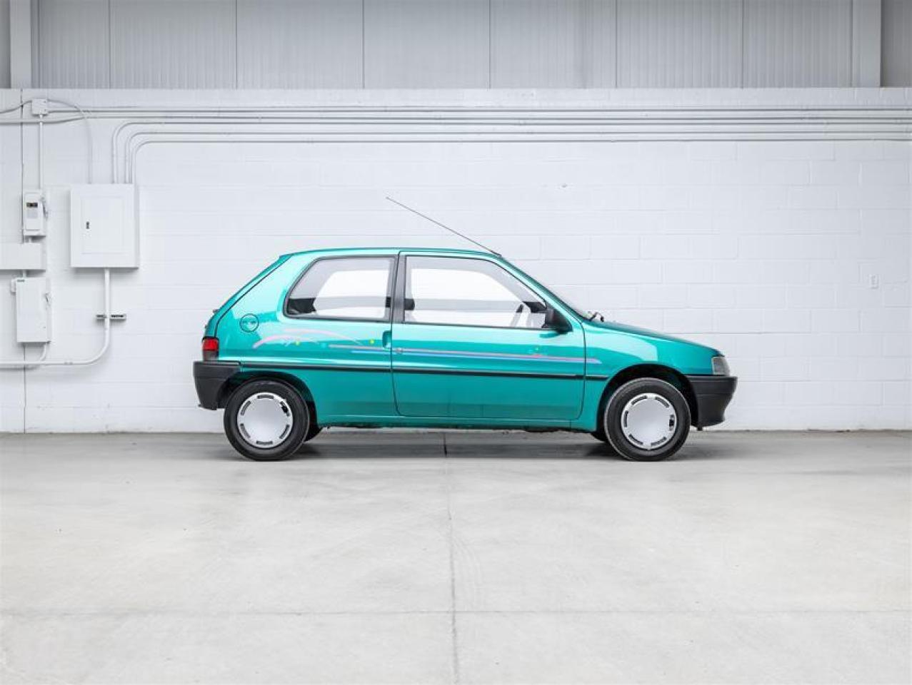 1992 PEUGEOT Unlisted Item  Photo