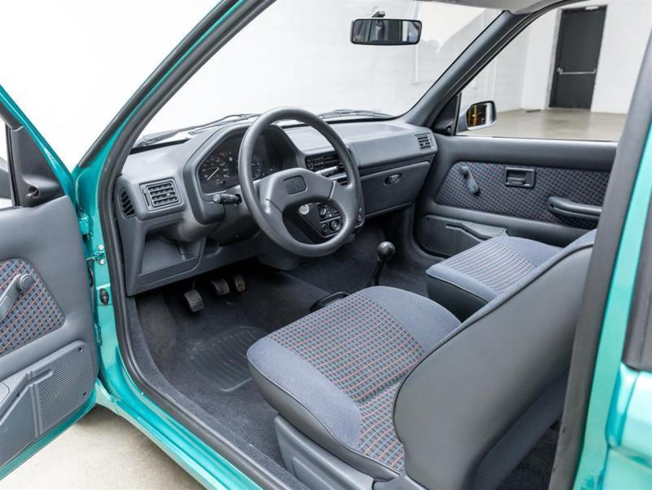 1992 PEUGEOT Unlisted Item  Photo