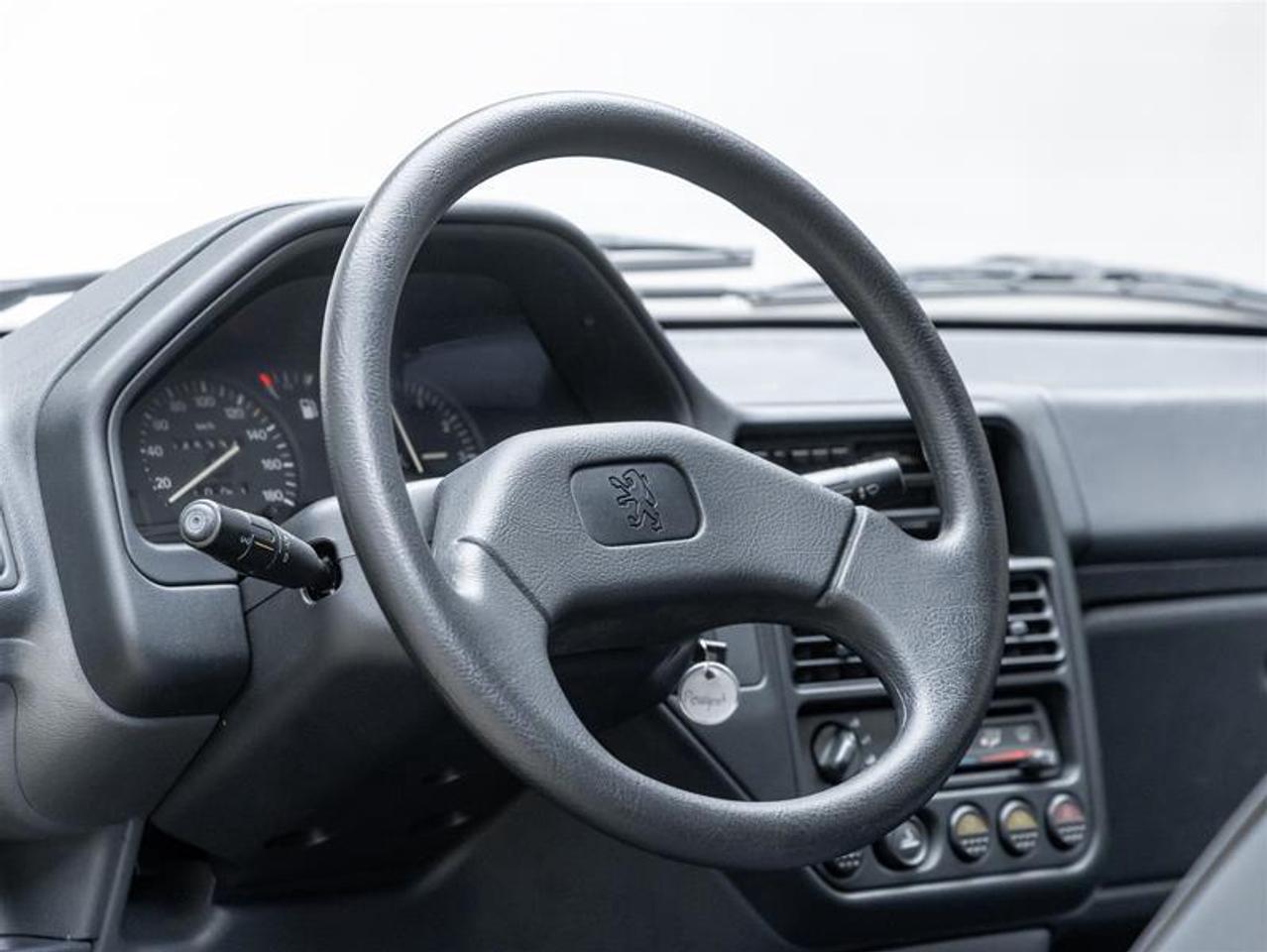 1992 PEUGEOT Unlisted Item  Photo