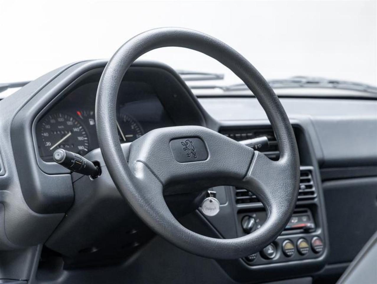 1992 PEUGEOT Unlisted Item  Photo