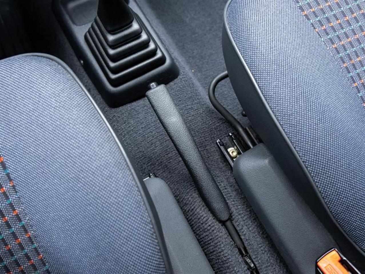 1992 PEUGEOT Unlisted Item  Photo