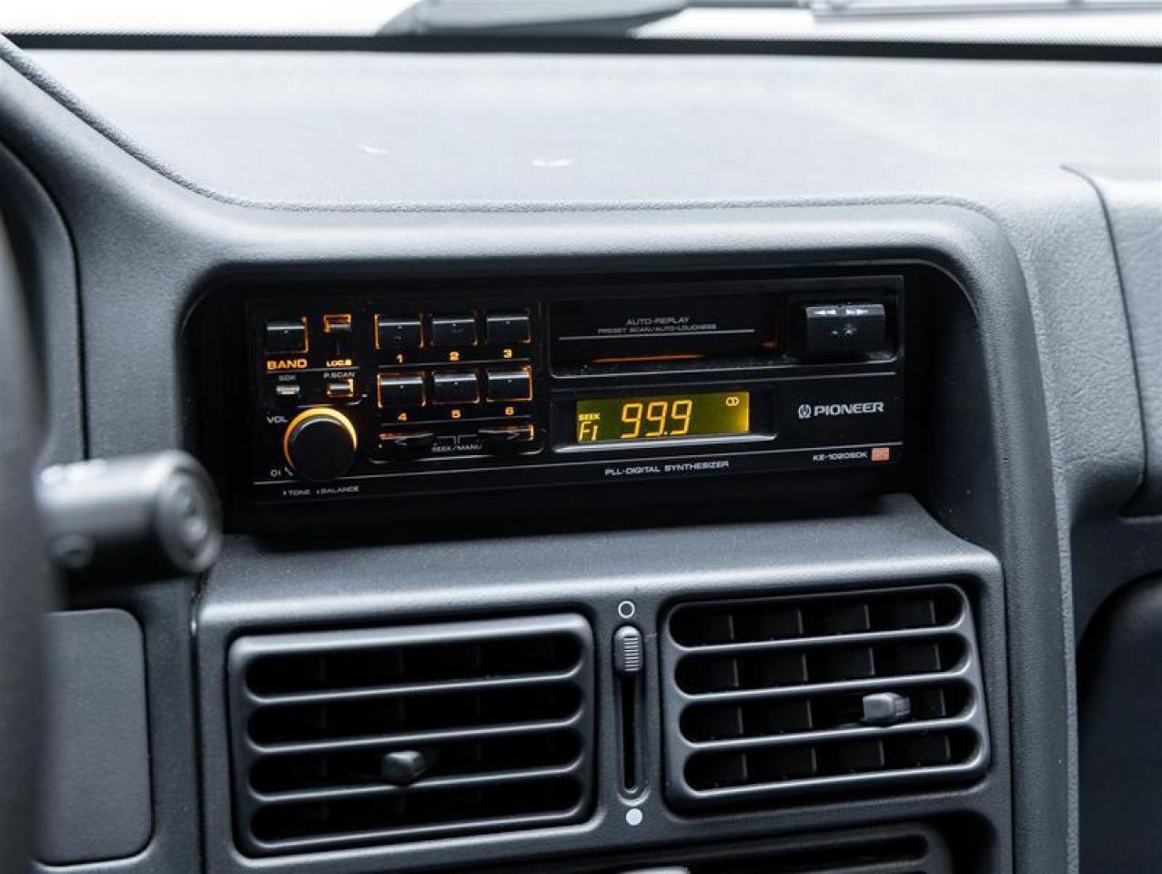 1992 PEUGEOT Unlisted Item  Photo