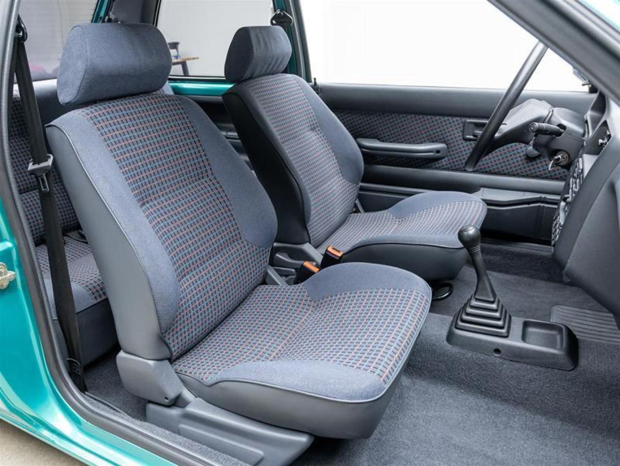 1992 PEUGEOT Unlisted Item  Photo