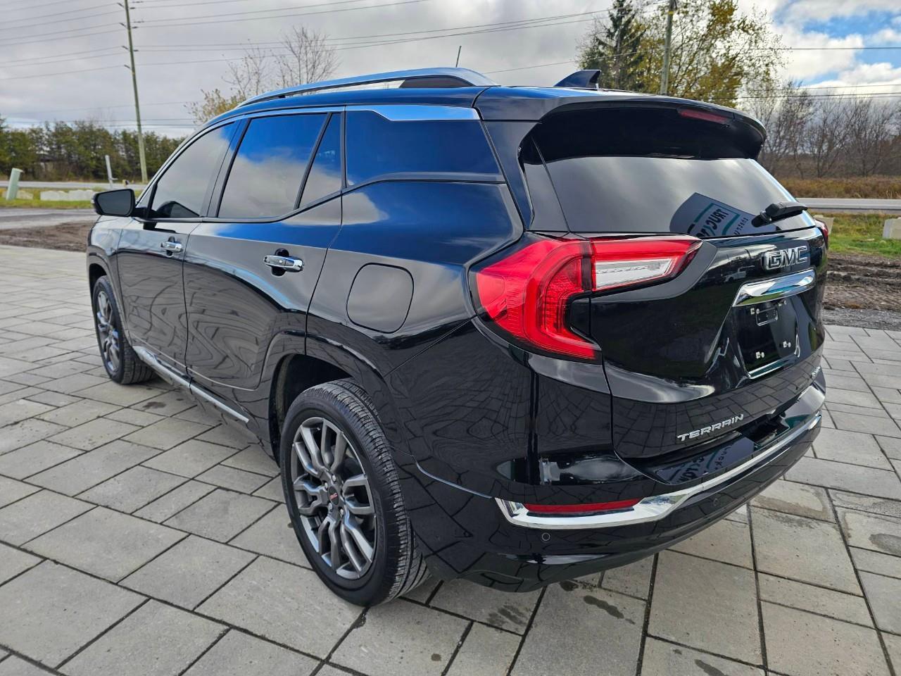 2024 GMC Terrain Denali 4dr All-Wheel Drive Photo