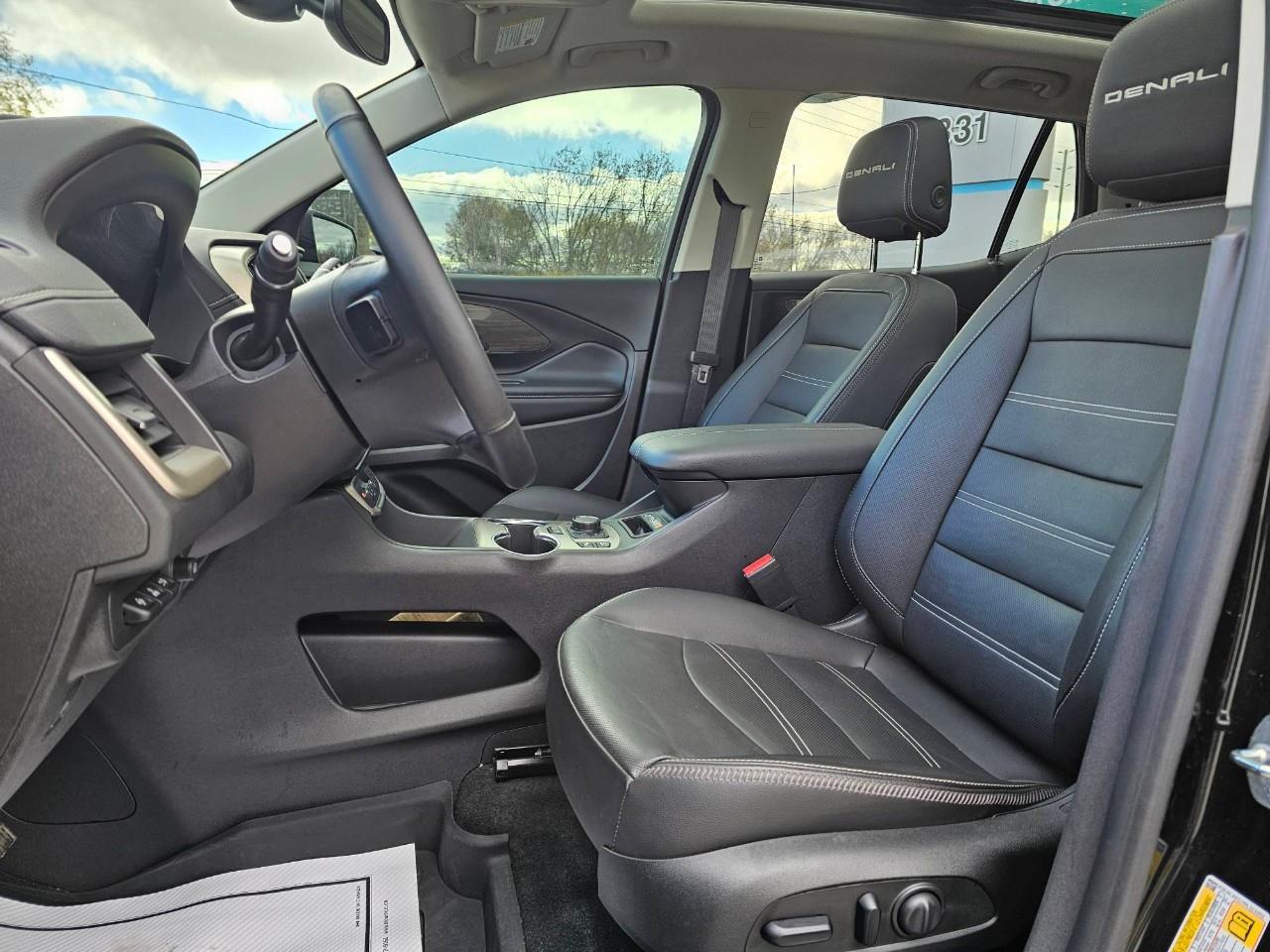 2024 GMC Terrain Denali 4dr All-Wheel Drive Photo