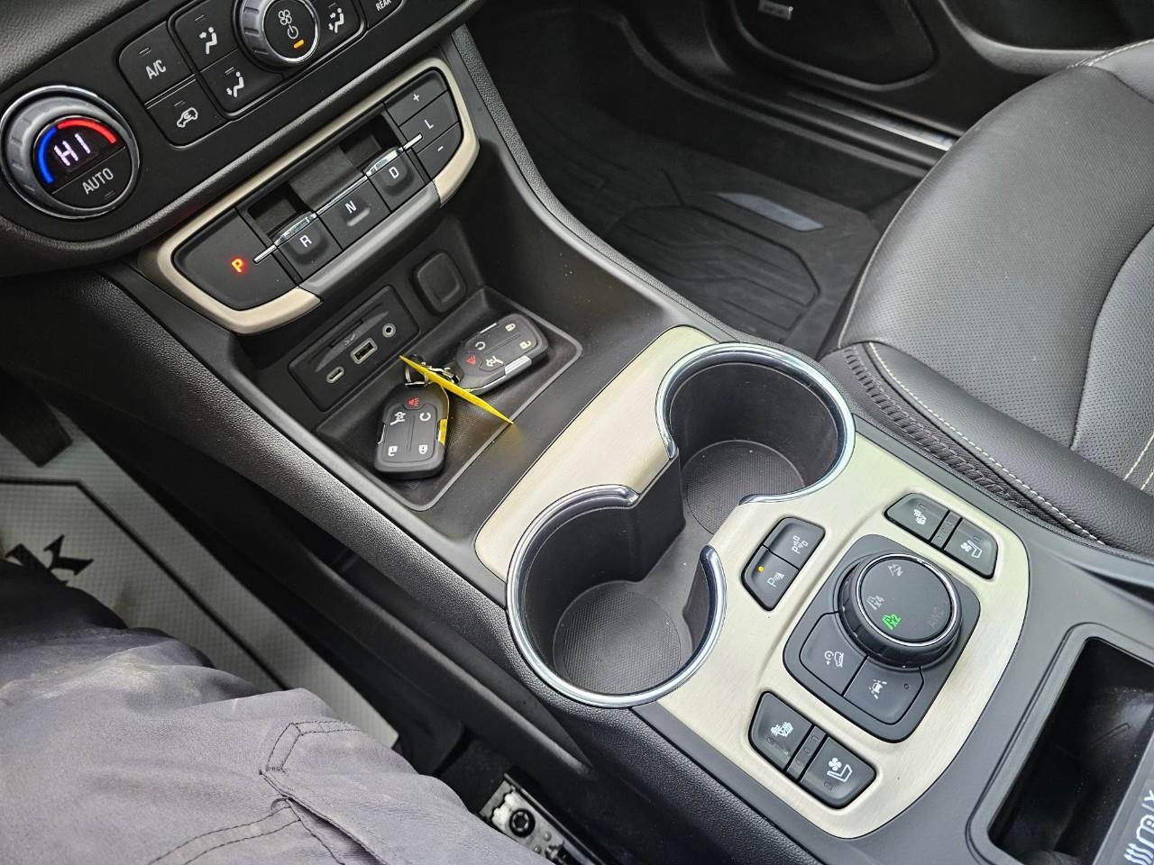 2024 GMC Terrain Denali 4dr All-Wheel Drive Photo