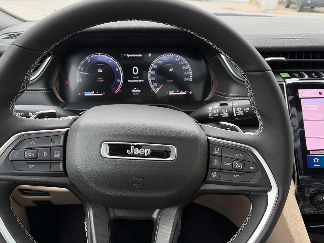 2025 Jeep Grand Cherokee Limited 4dr 4x4 Photo