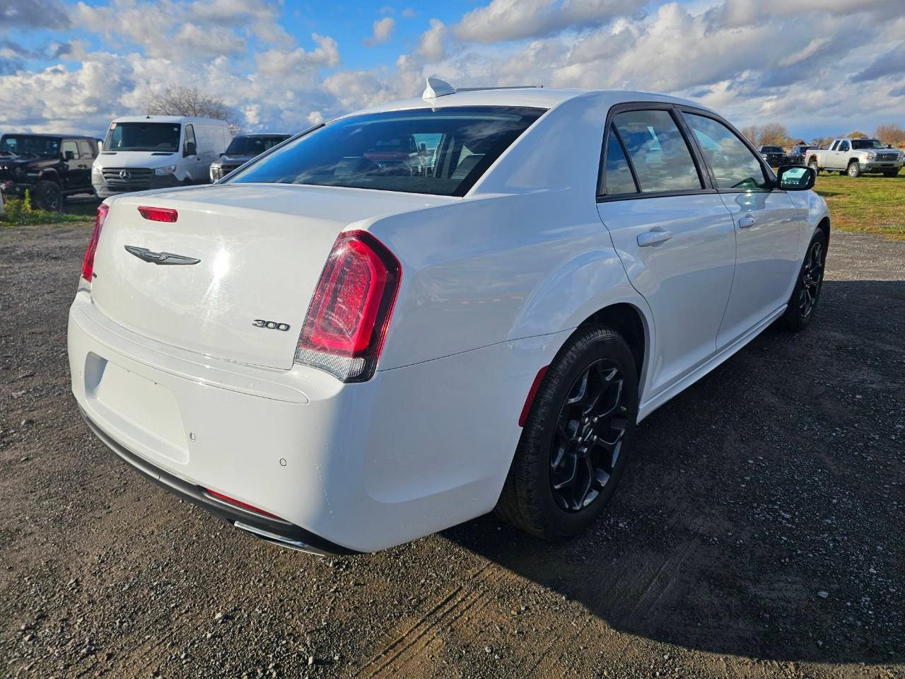 2023 Chrysler 300 Touring-L 4dr All-Wheel Drive Sedan Photo