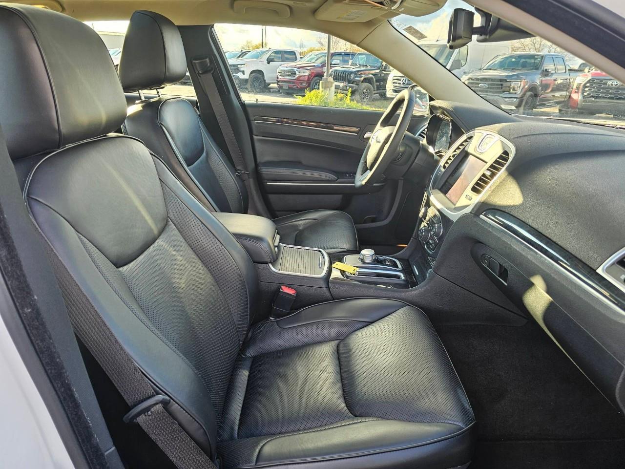 2023 Chrysler 300 Touring-L 4dr All-Wheel Drive Sedan Photo