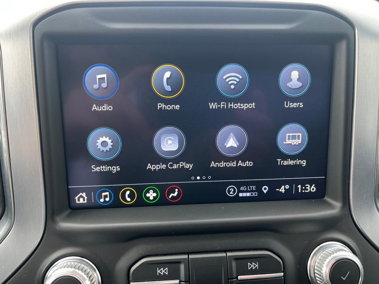 2022 GMC SIERRA 2500HD 4WD Crew Cab Standard Box SLT Photo